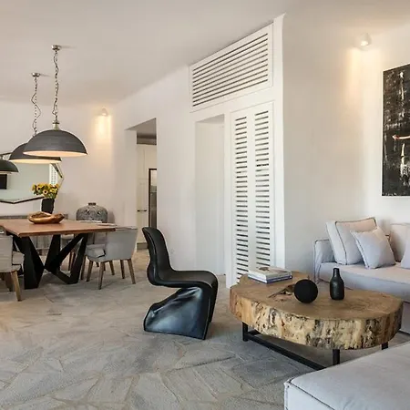 Lilium I Villa