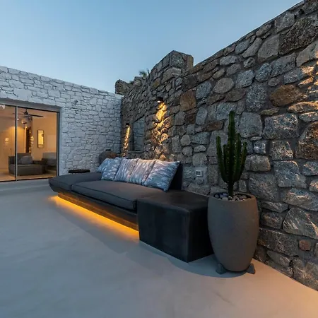 Lilium I Villa