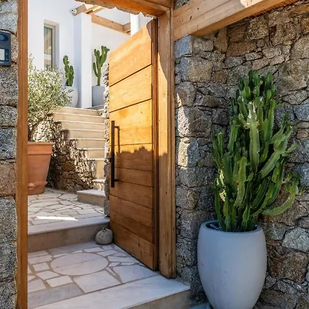 Lilium I * Psarou (Mykonos)
